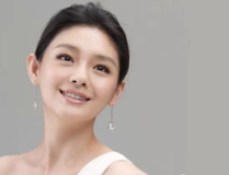娱乐吃瓜戴手环的女明星,揭秘戴手环女明星的吃瓜生活