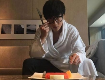 娱乐吃瓜酱薛之谦,从音乐才子到综艺红人，他的娱乐之路